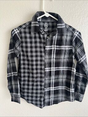 NWT Black & Gray Boys wonder nation Plaid Button-Up Shirt 8